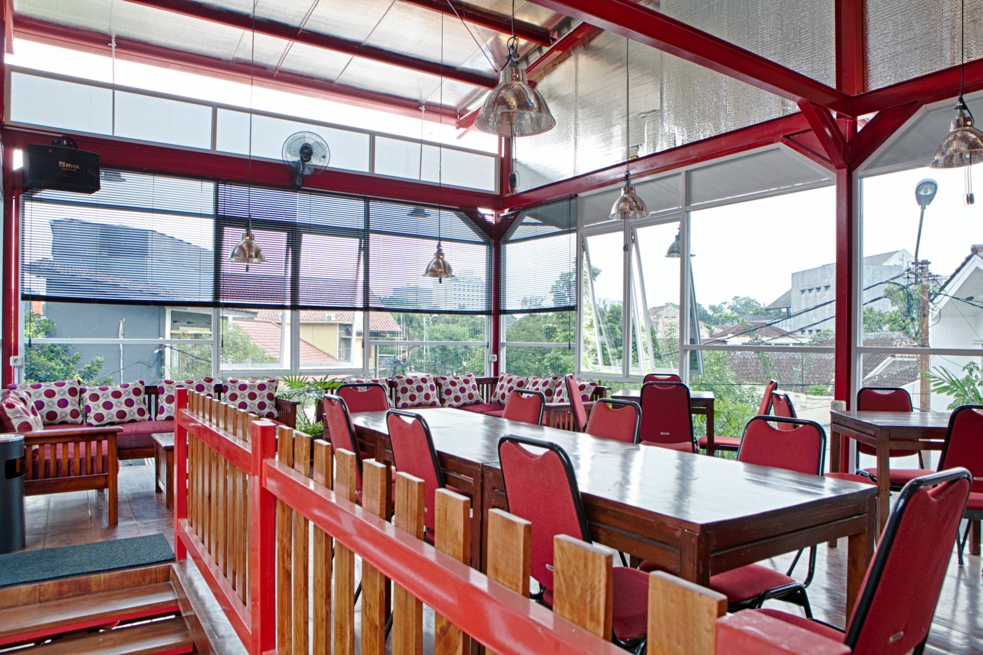 Reddoorz Plus Near Riau Street Bandung Exterior photo